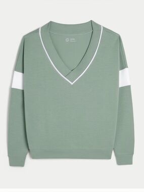 Gilly Hicks active cooldown off the shoulder top